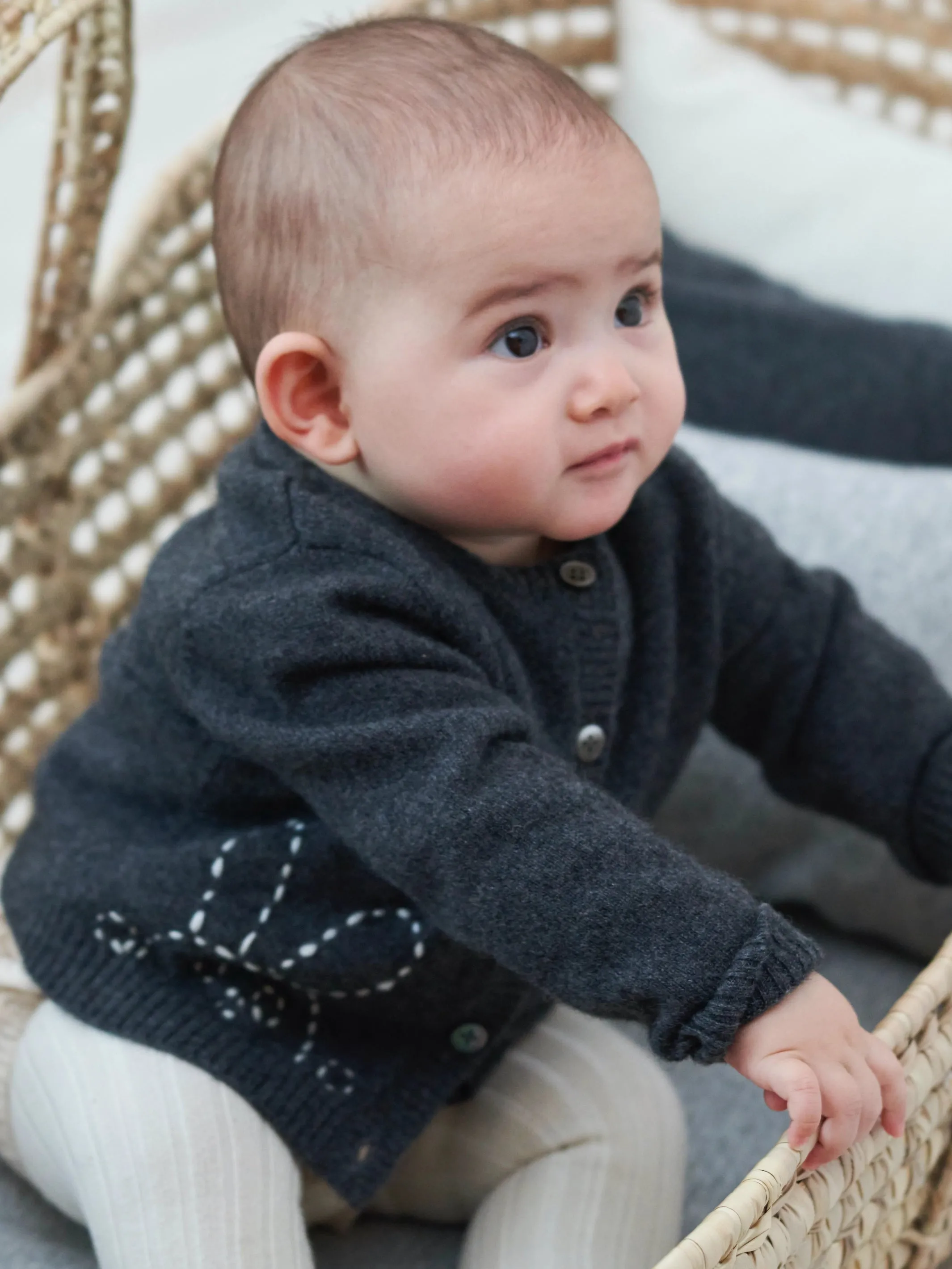 BABY CARDIGAN - RABBIT