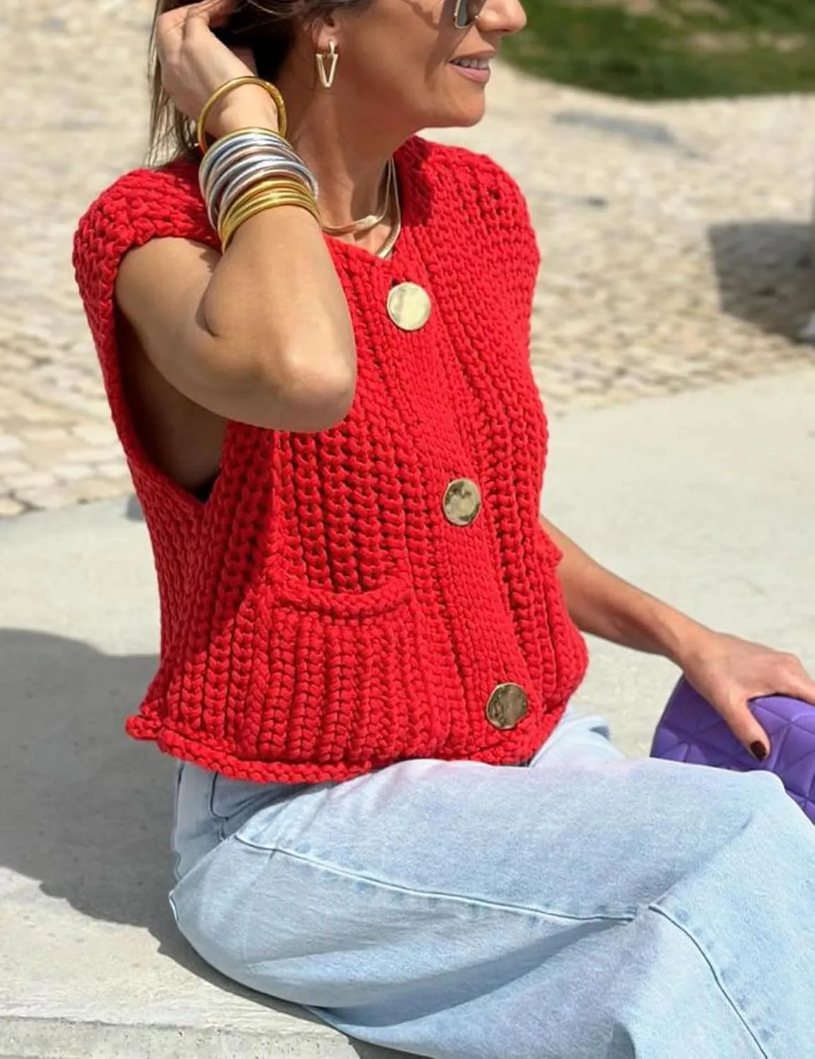 Yimoon Sweater Vest Women Sleeveless Cropped Button Down Chunky Knit Cardigan Casual Knitted Sweater Vest with Pockets